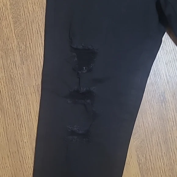 Black Kancan 9/28 - Picture 2 of 8